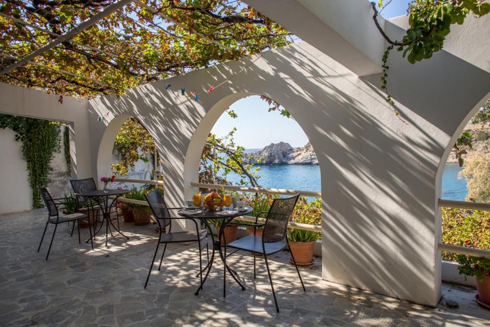 Agios Pavlos Hotel Екстер'єр фото